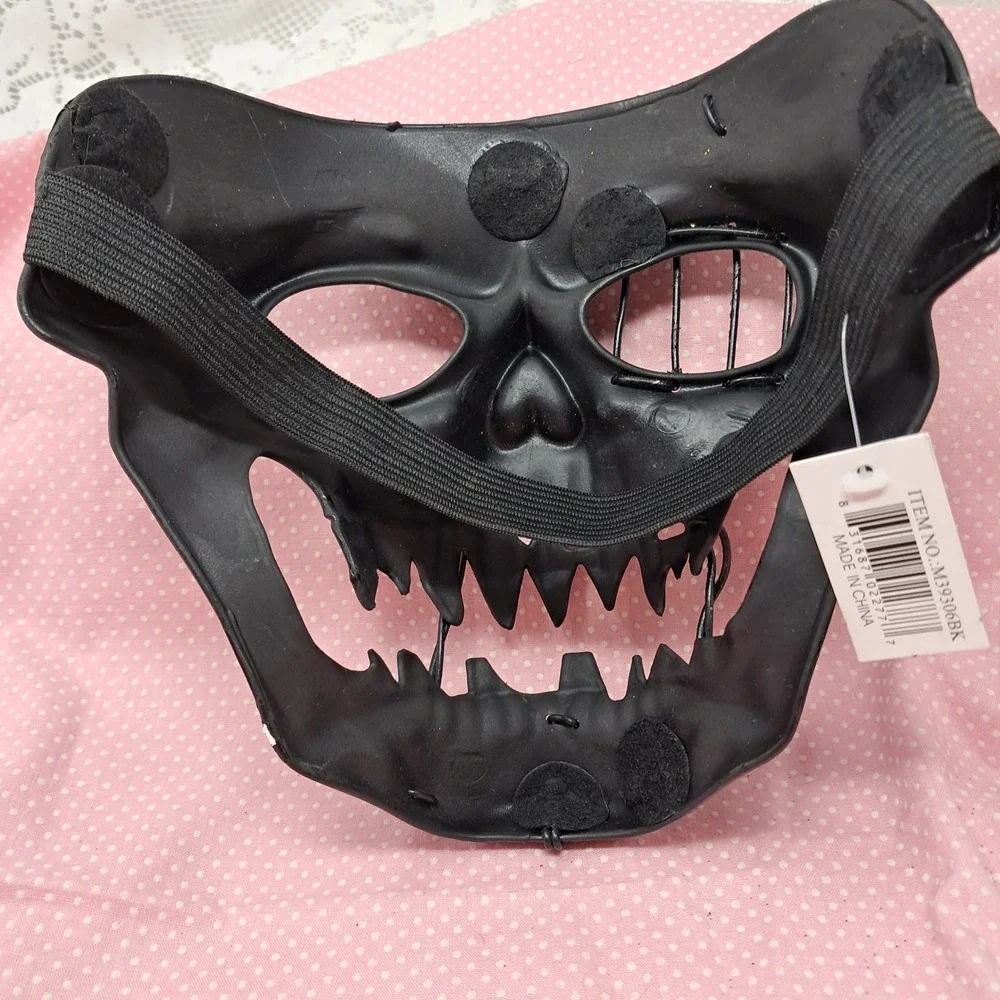 Skull Mask Barbed Wire Halloween Costume